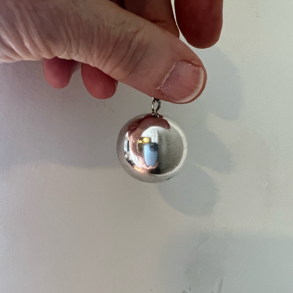 VINTAGE HARMONY CHIMING BALL PENDANT SPIRITUAL HEALING 1 INCH  DIAMETER